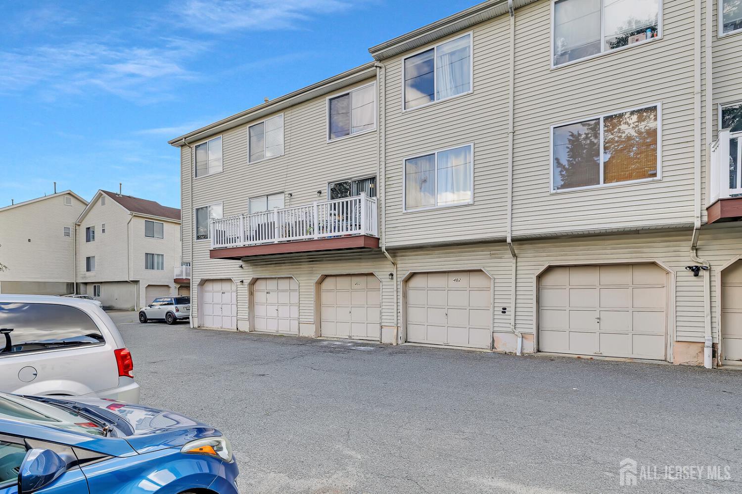 402 Holly Drive Perth Amboy NJ 08861