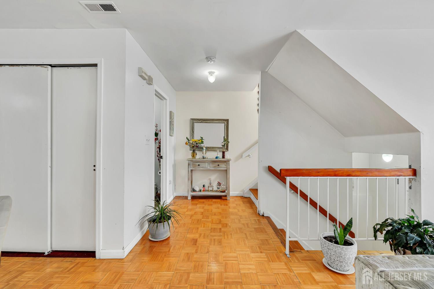 402 Holly Drive Perth Amboy NJ 08861