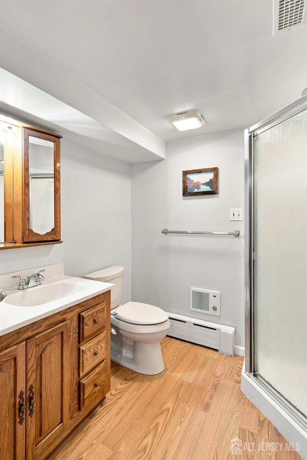 180 Gabriel Terrace Sayreville NJ 08879