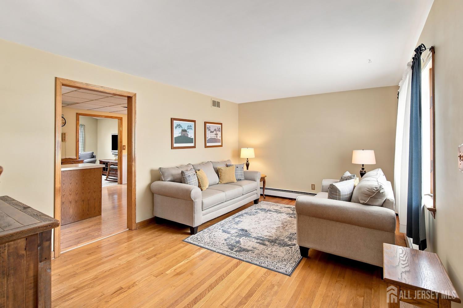 180 Gabriel Terrace Sayreville NJ 08879