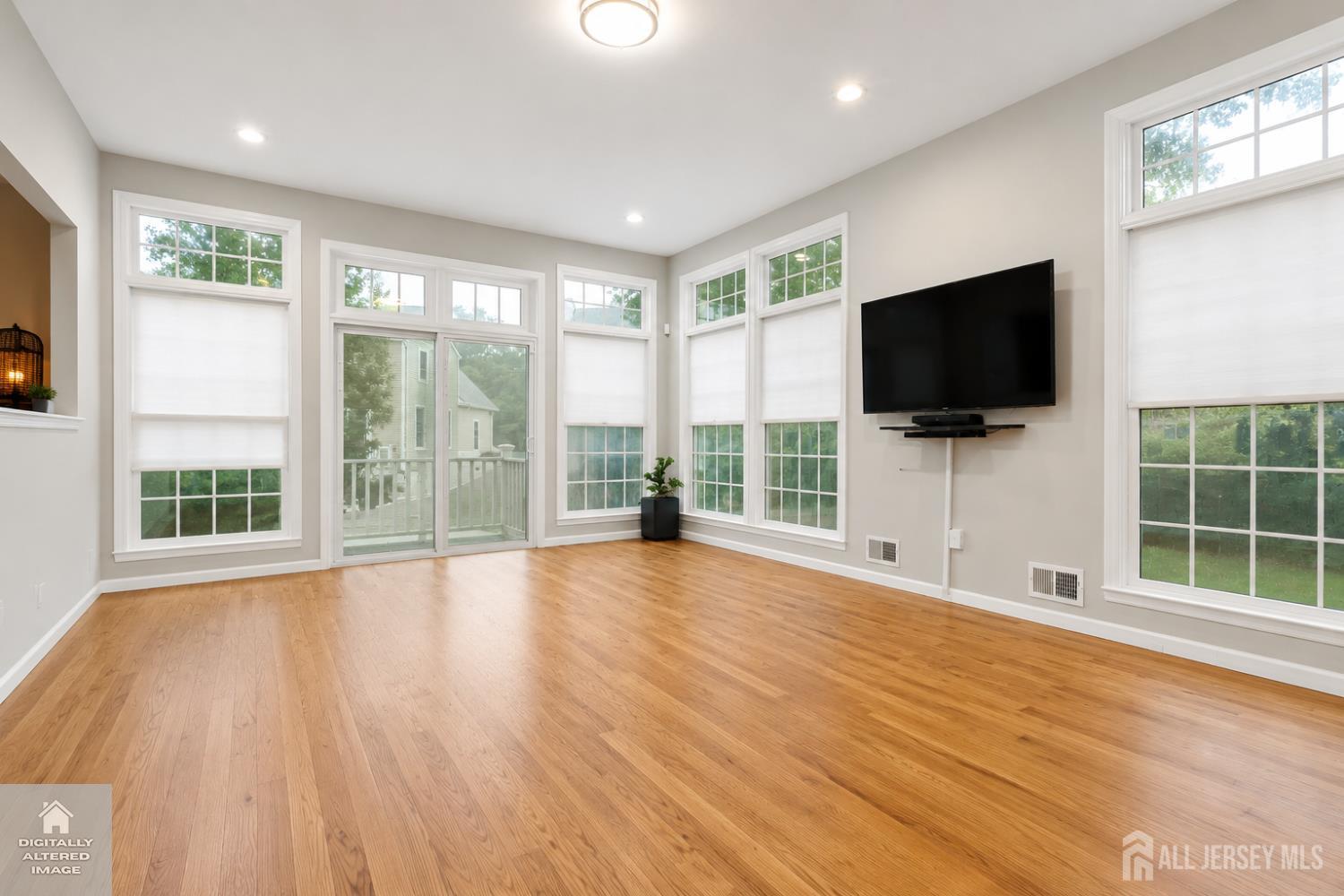 20 Ivy Place Monroe NJ 08831