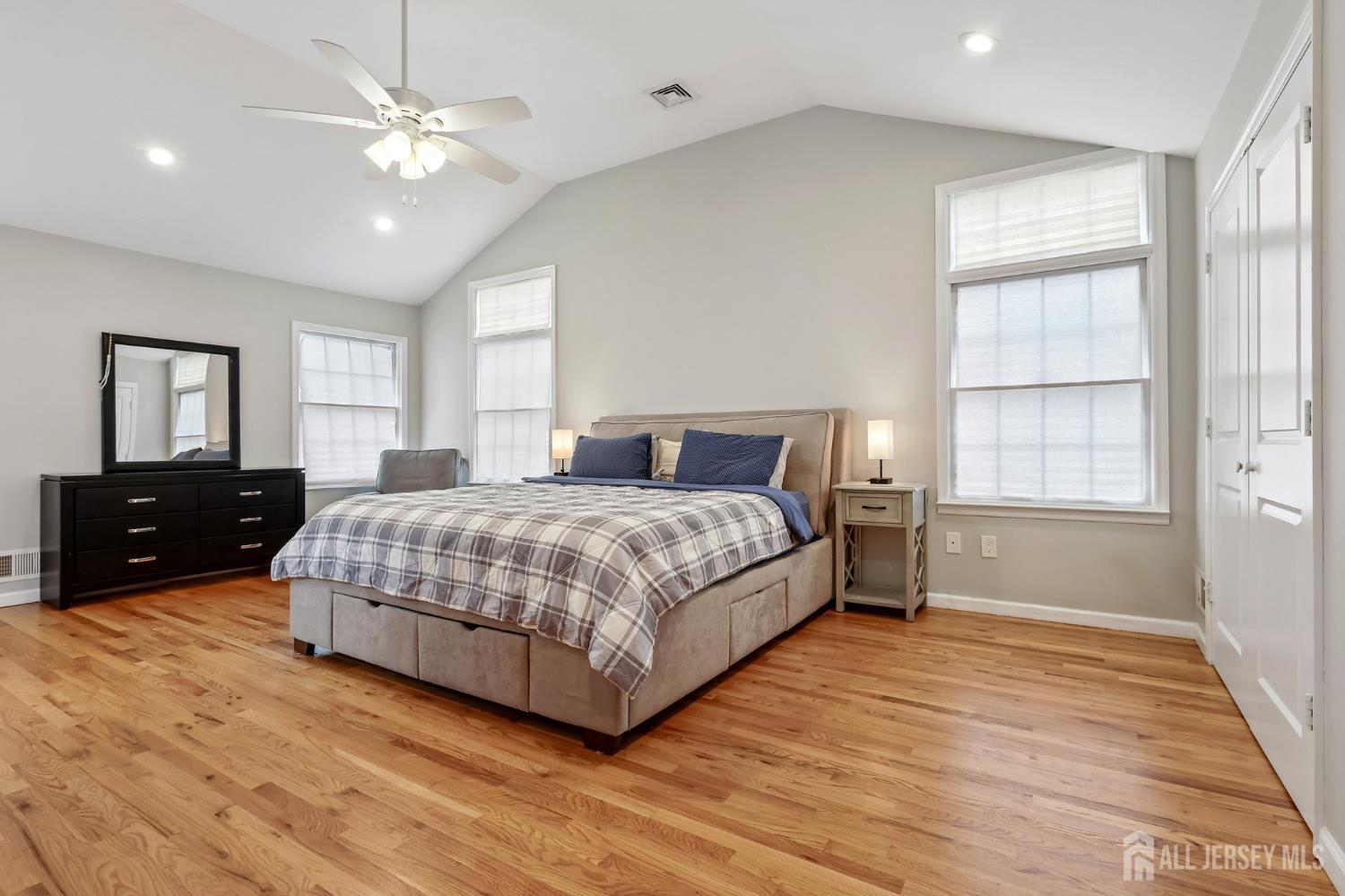 20 Ivy Place Monroe NJ 08831