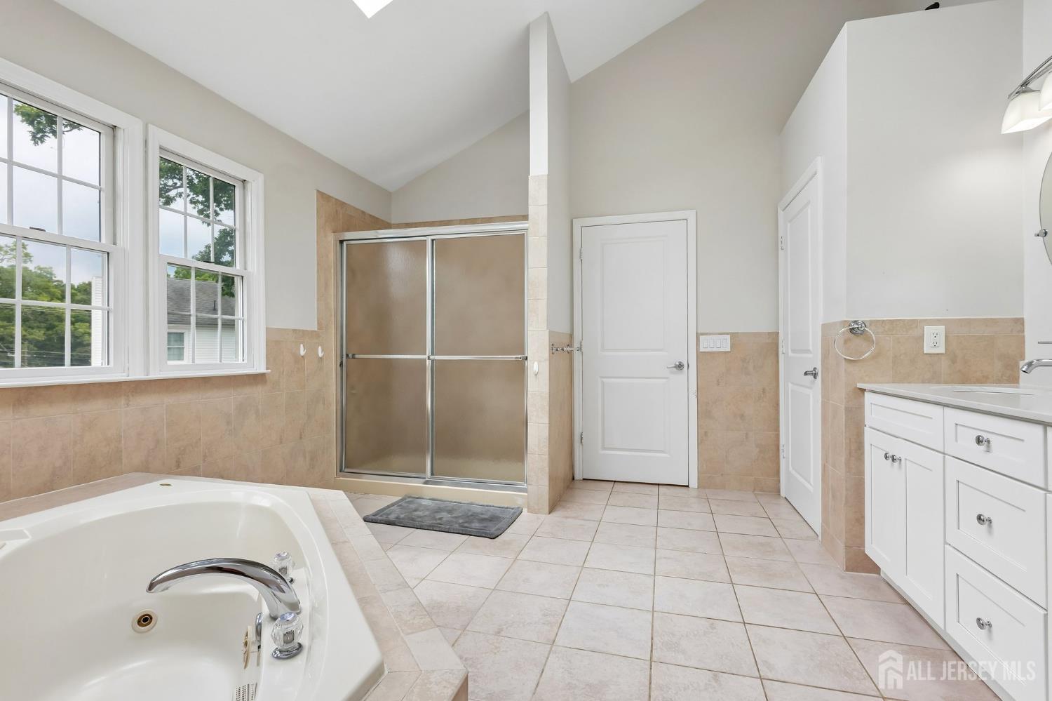 20 Ivy Place Monroe NJ 08831