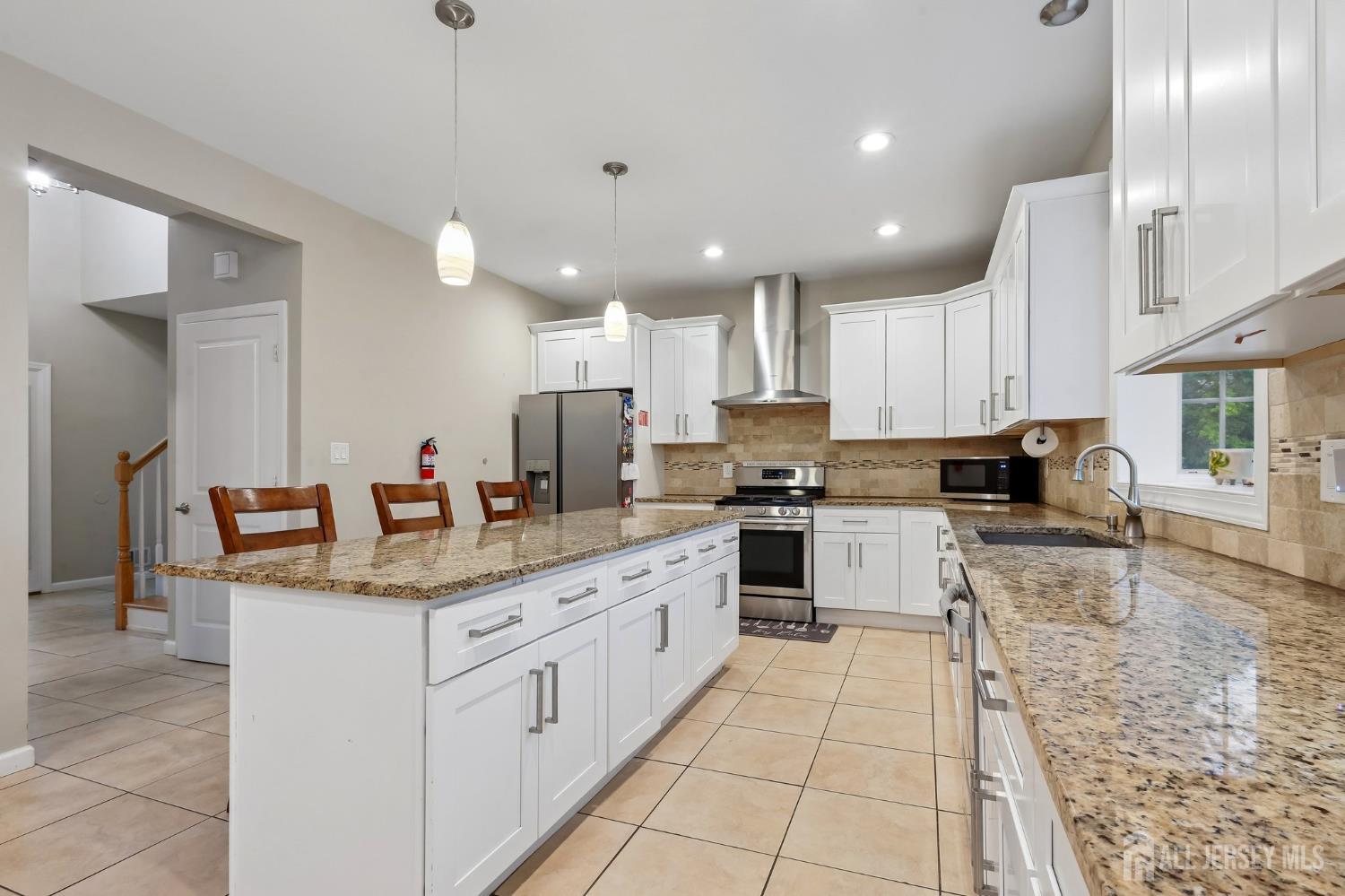 20 Ivy Place Monroe NJ 08831