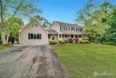 526 County Road Raritan NJ 08551