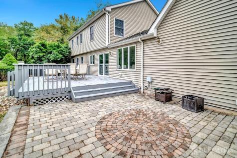 526 County Road Raritan NJ 08551