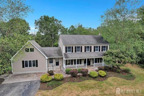 526 County Road Raritan NJ 08551