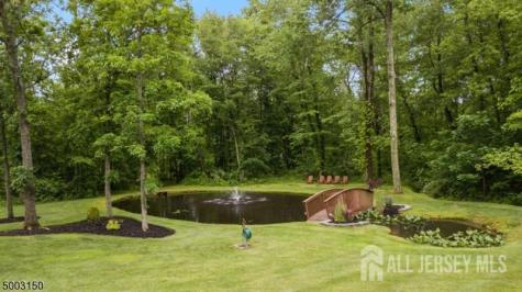 526 County Road Raritan NJ 08551