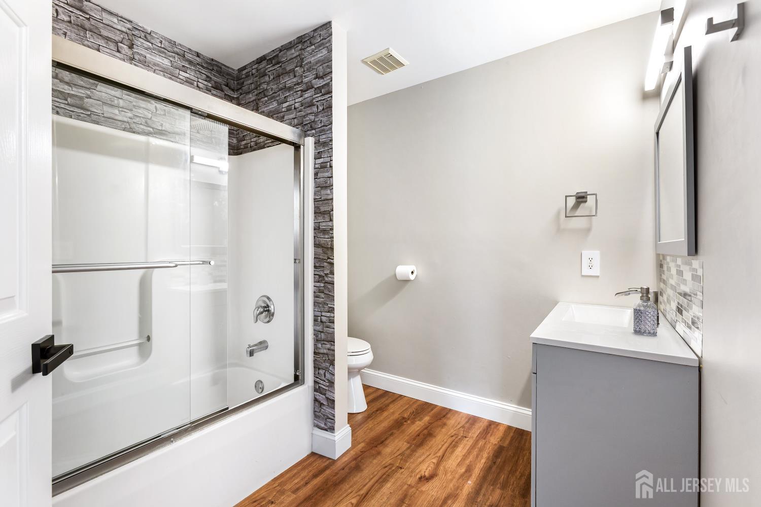 61 Lawrence Street New Brunswick NJ 08901