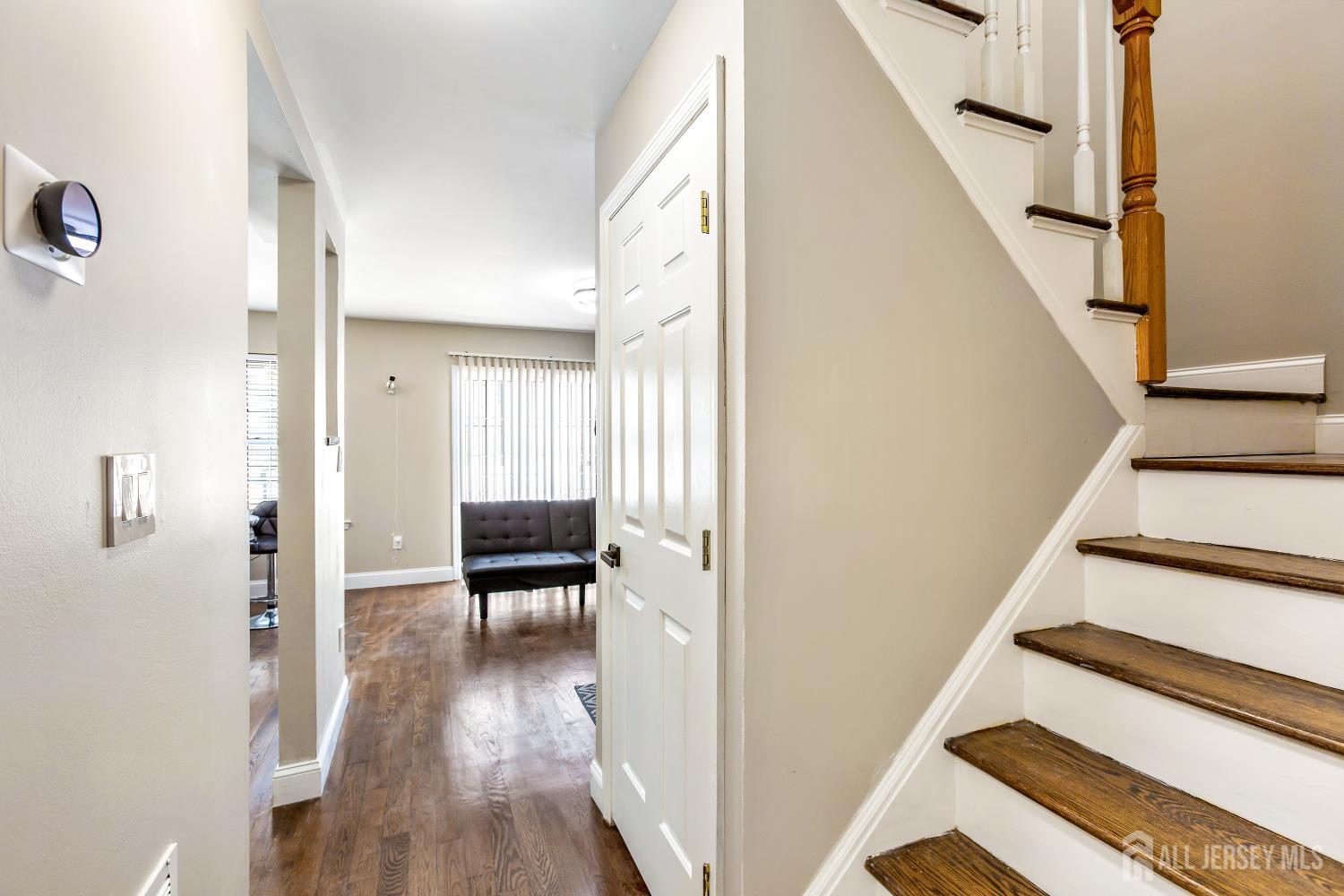61 Lawrence Street New Brunswick NJ 08901