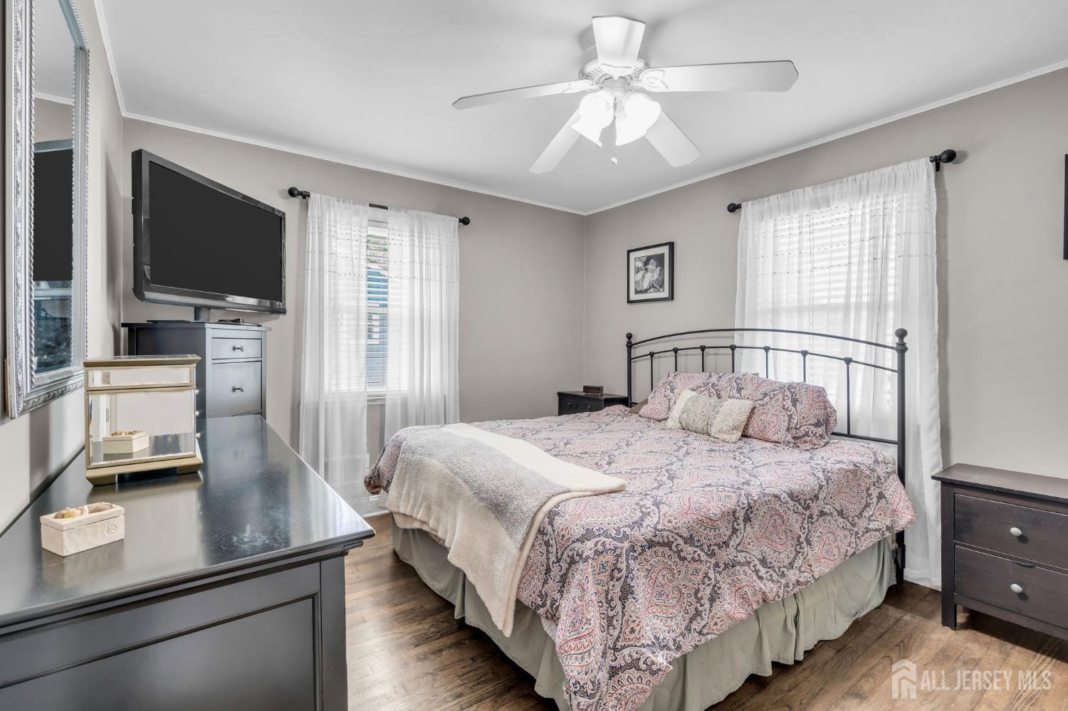 507 Thompson Place Middletown NJ 07748