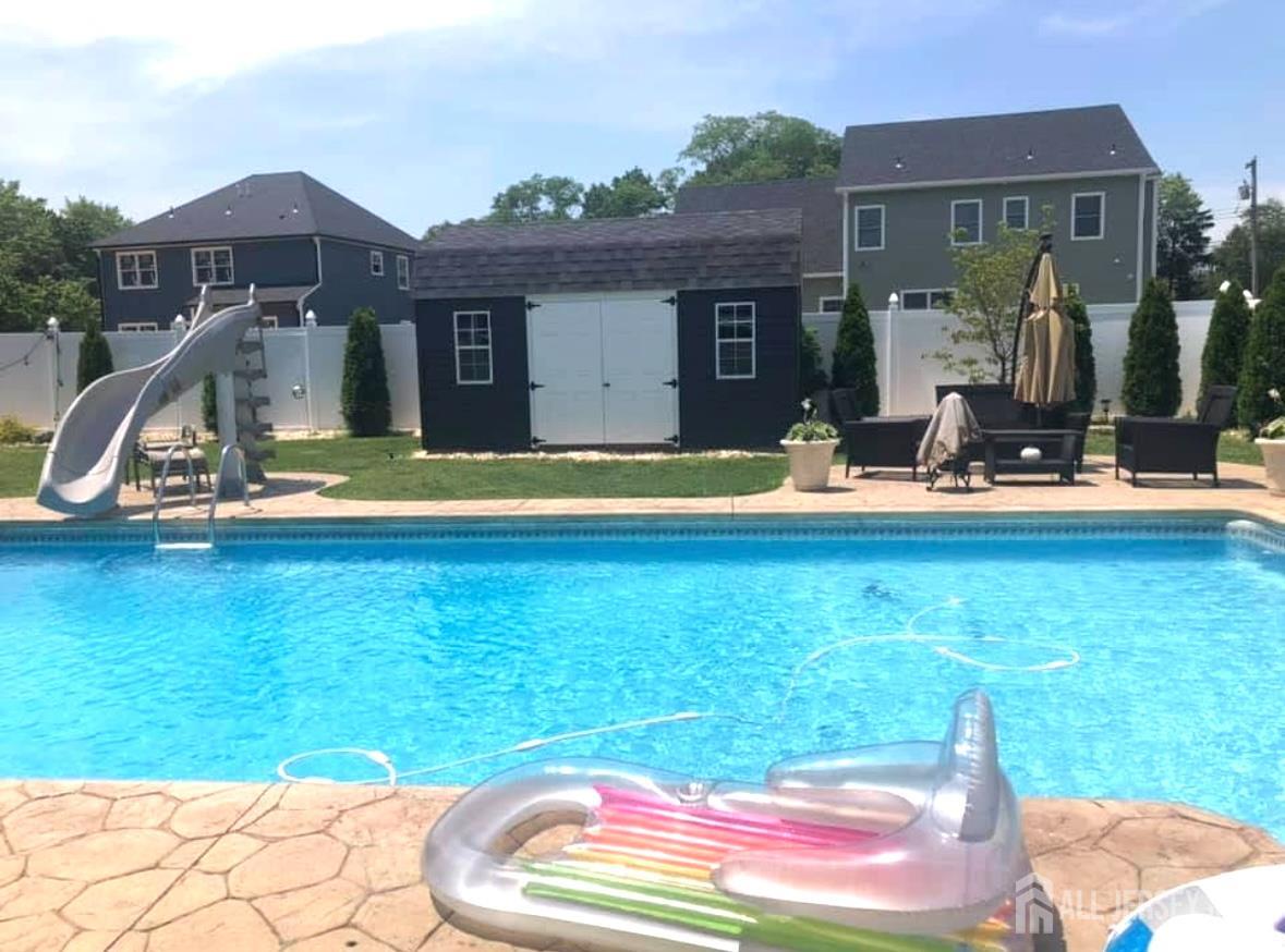 507 Thompson Place Middletown NJ 07748