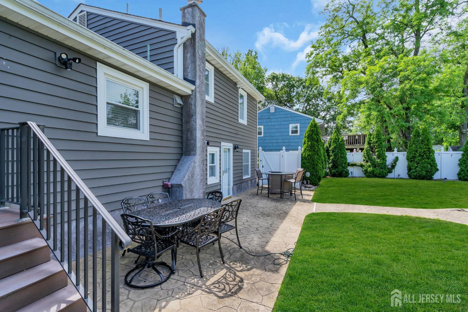 507 Thompson Place Middletown NJ 07748
