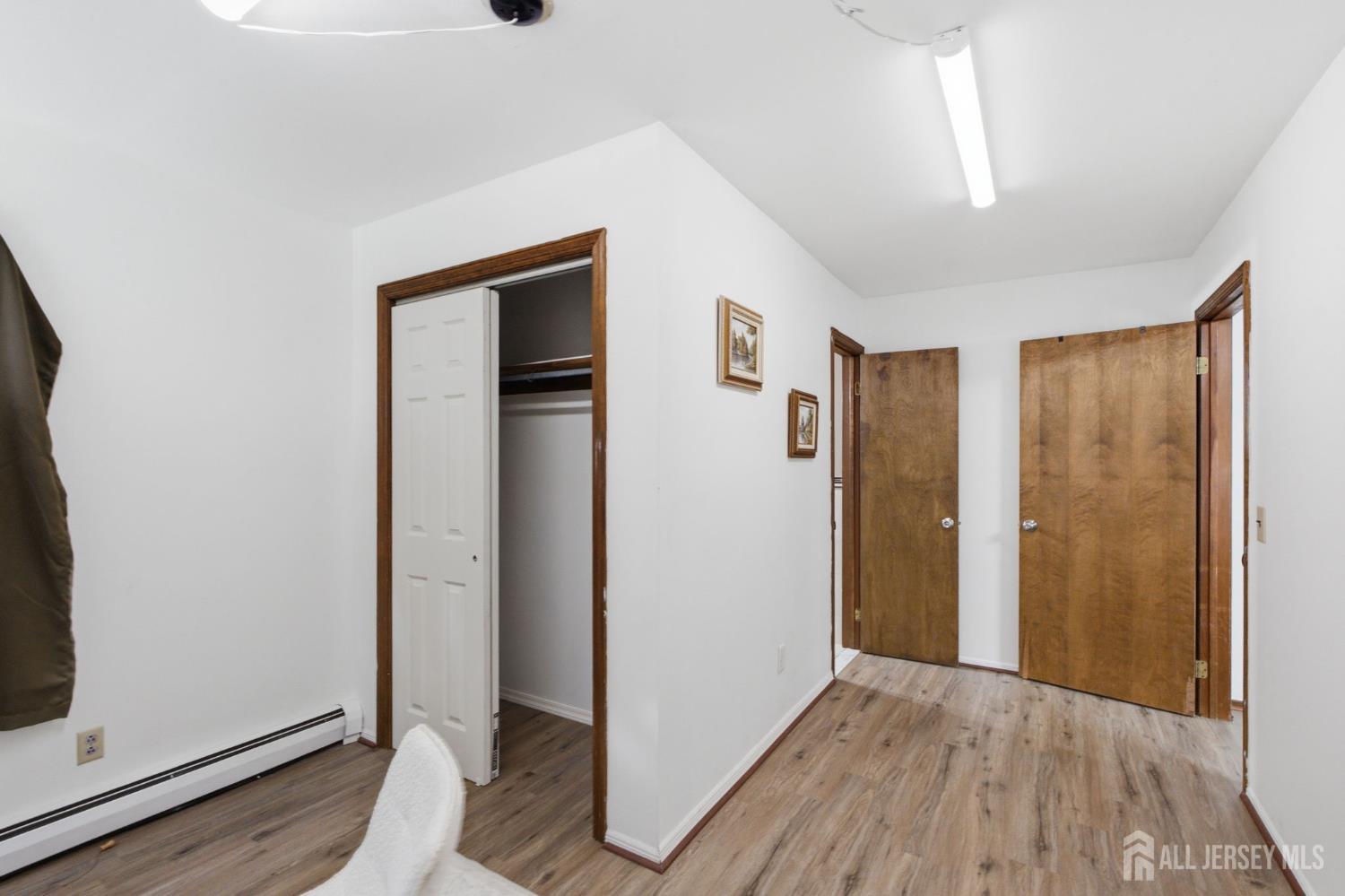 21 S Heathcote Avenue S Edison NJ 08817