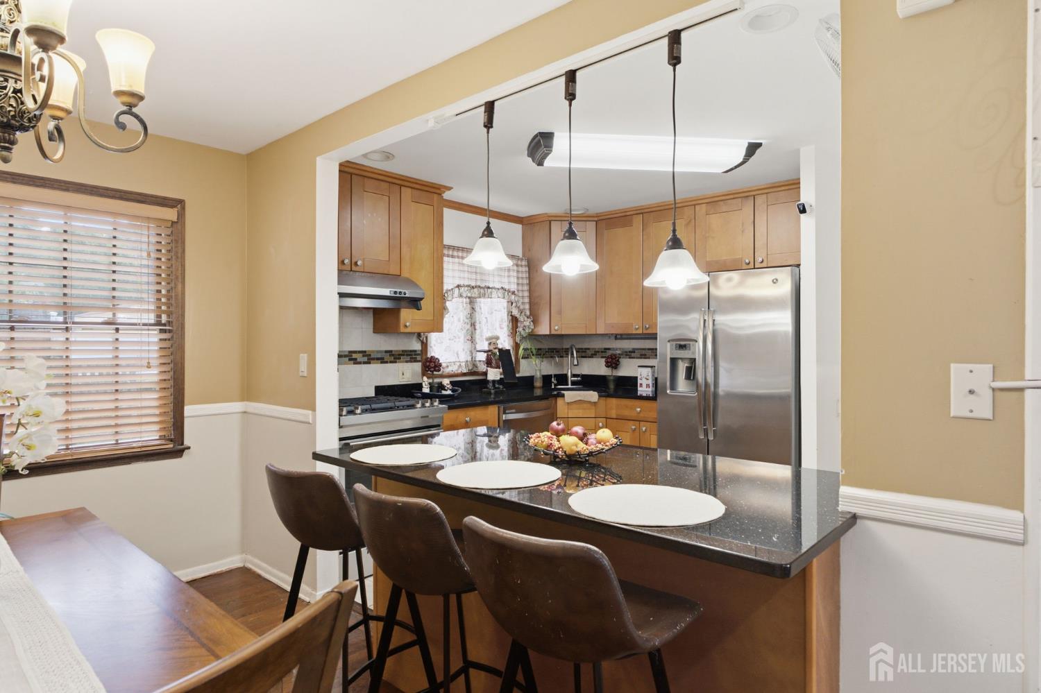 21 S Heathcote Avenue S Edison NJ 08817