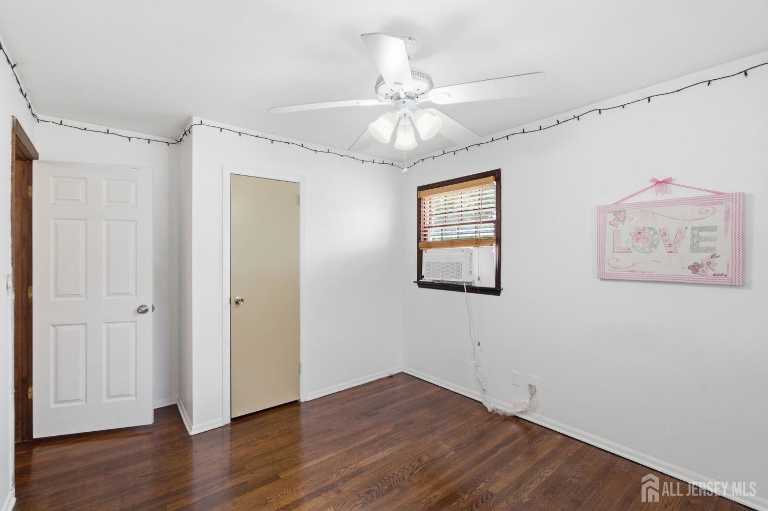 21 S Heathcote Avenue S Edison NJ 08817