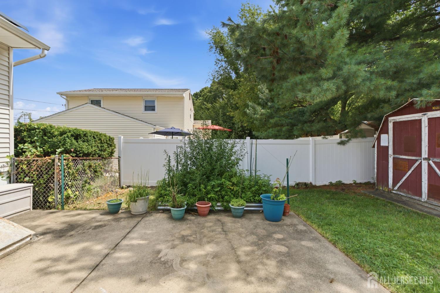 21 S Heathcote Avenue S Edison NJ 08817