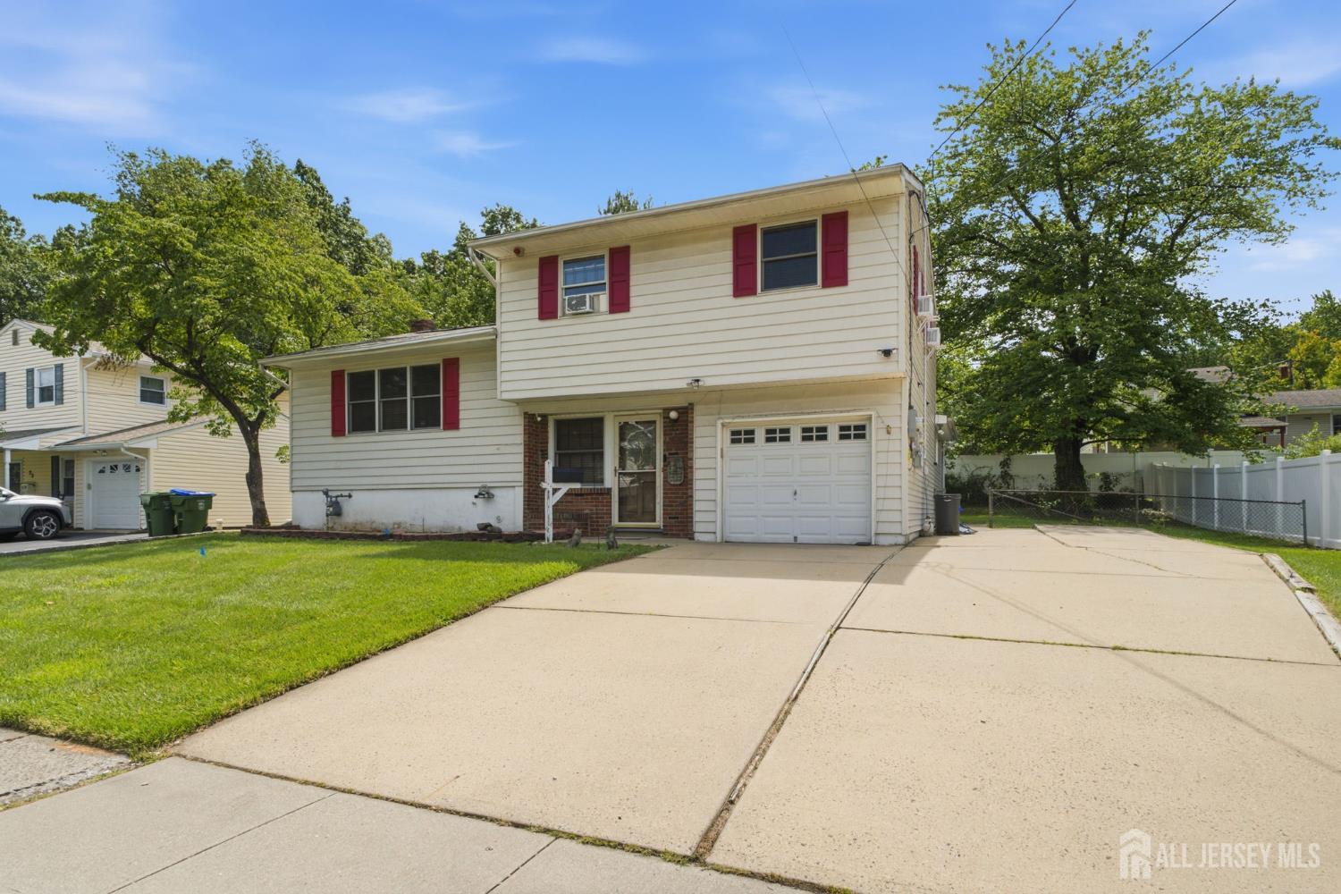 21 S Heathcote Avenue S Edison NJ 08817
