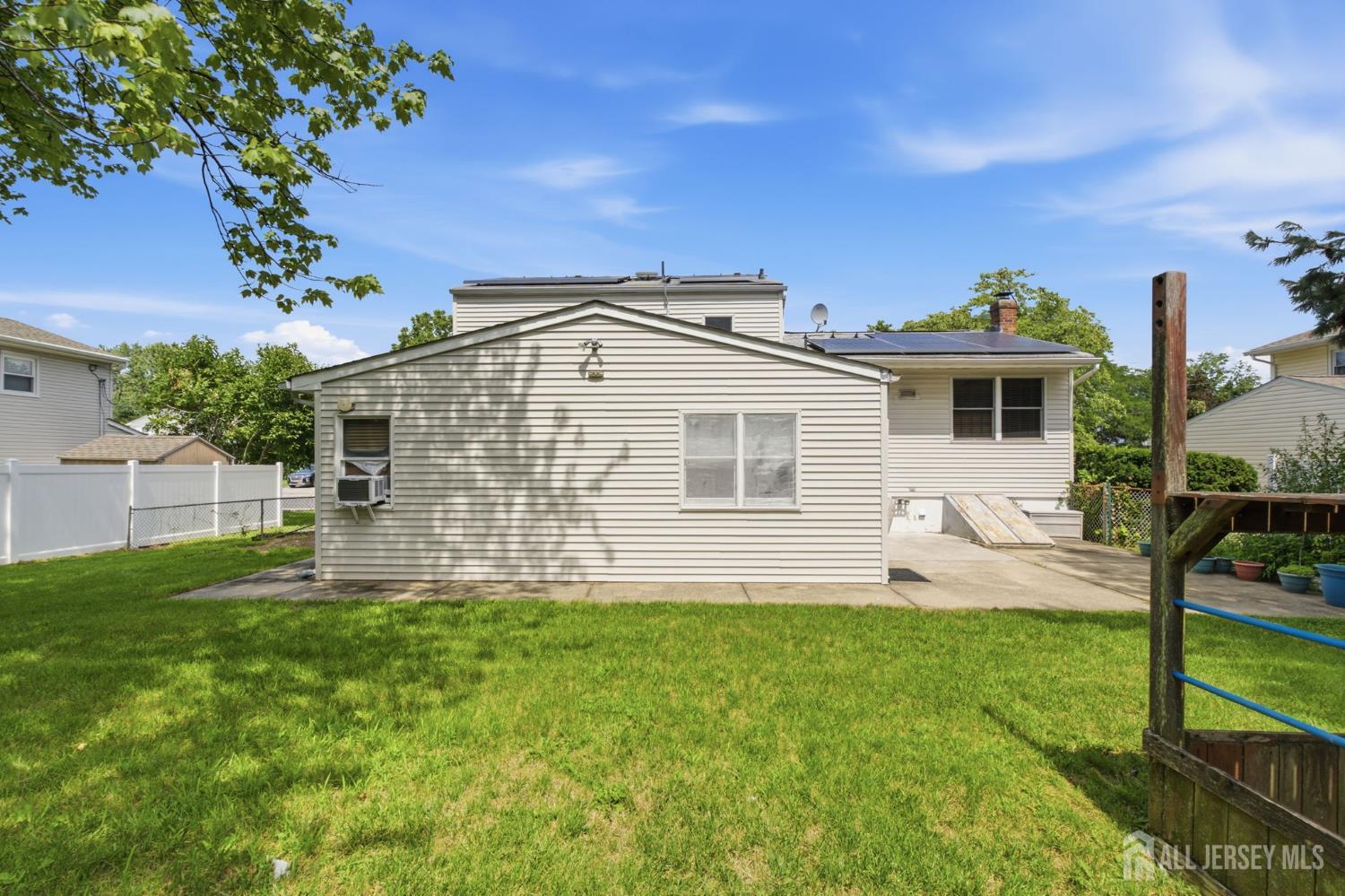 21 S Heathcote Avenue S Edison NJ 08817