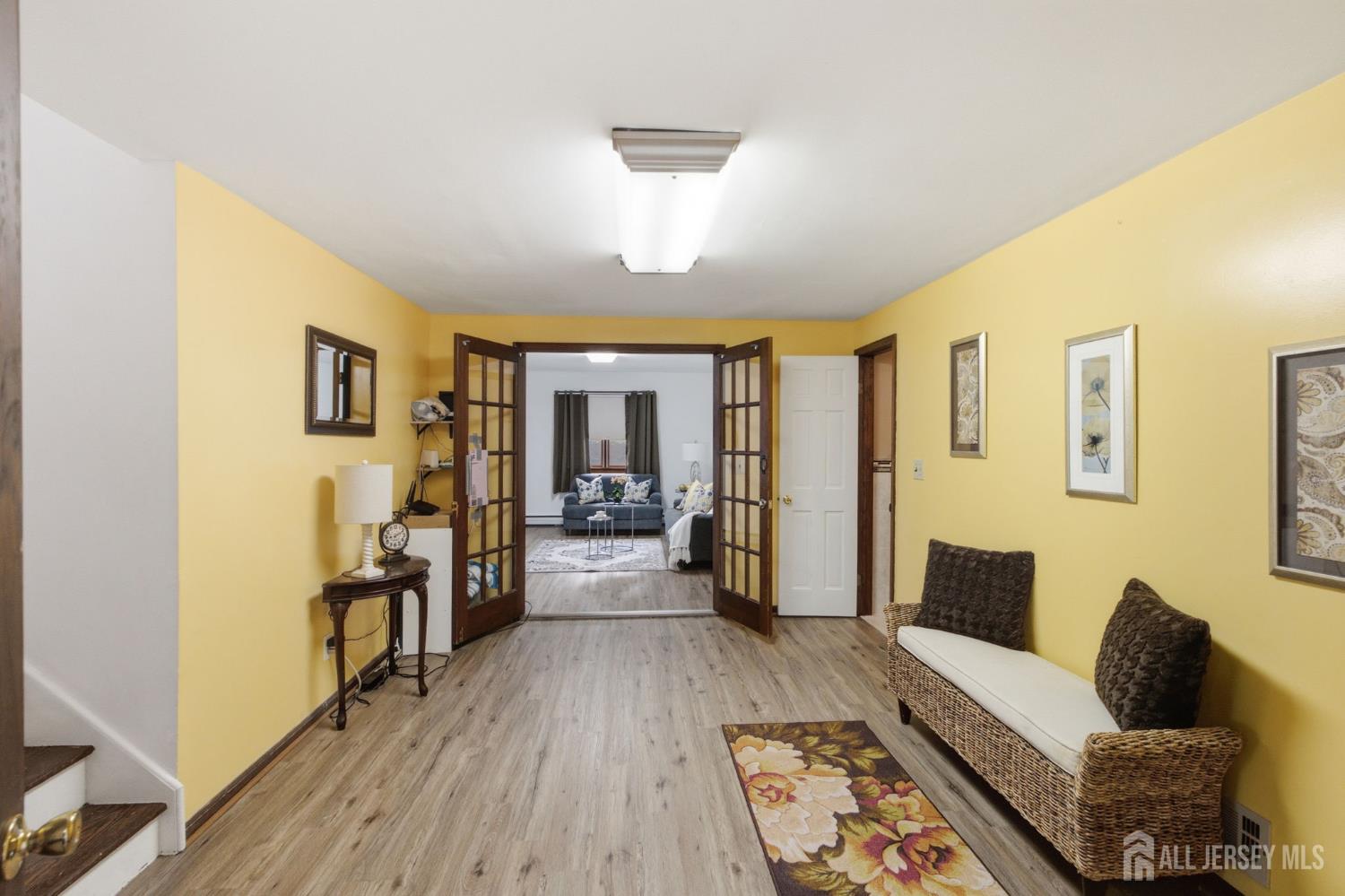 21 S Heathcote Avenue S Edison NJ 08817