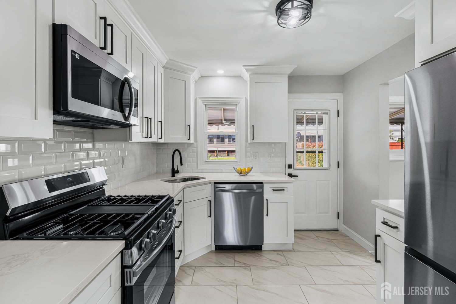 68 Elliot Place Edison NJ 08817