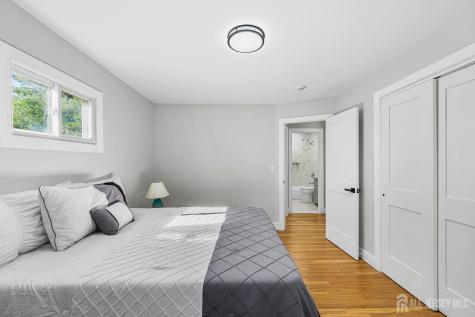 68 Elliot Place Edison NJ 08817