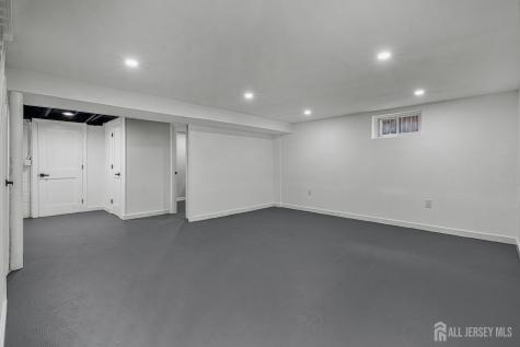 68 Elliot Place Edison NJ 08817