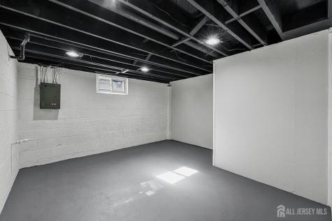 68 Elliot Place Edison NJ 08817
