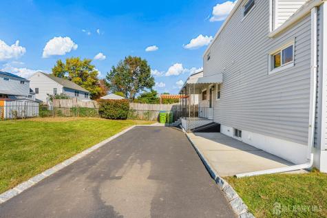 68 Elliot Place Edison NJ 08817