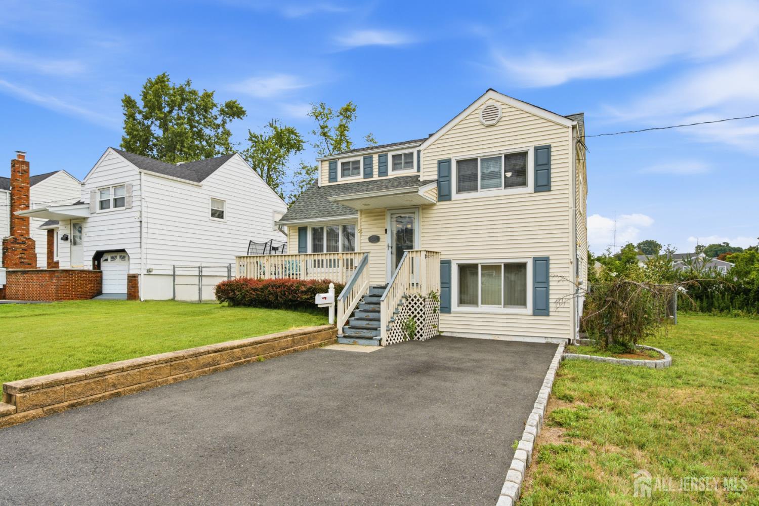 2 Carter Place Sayreville NJ 08859