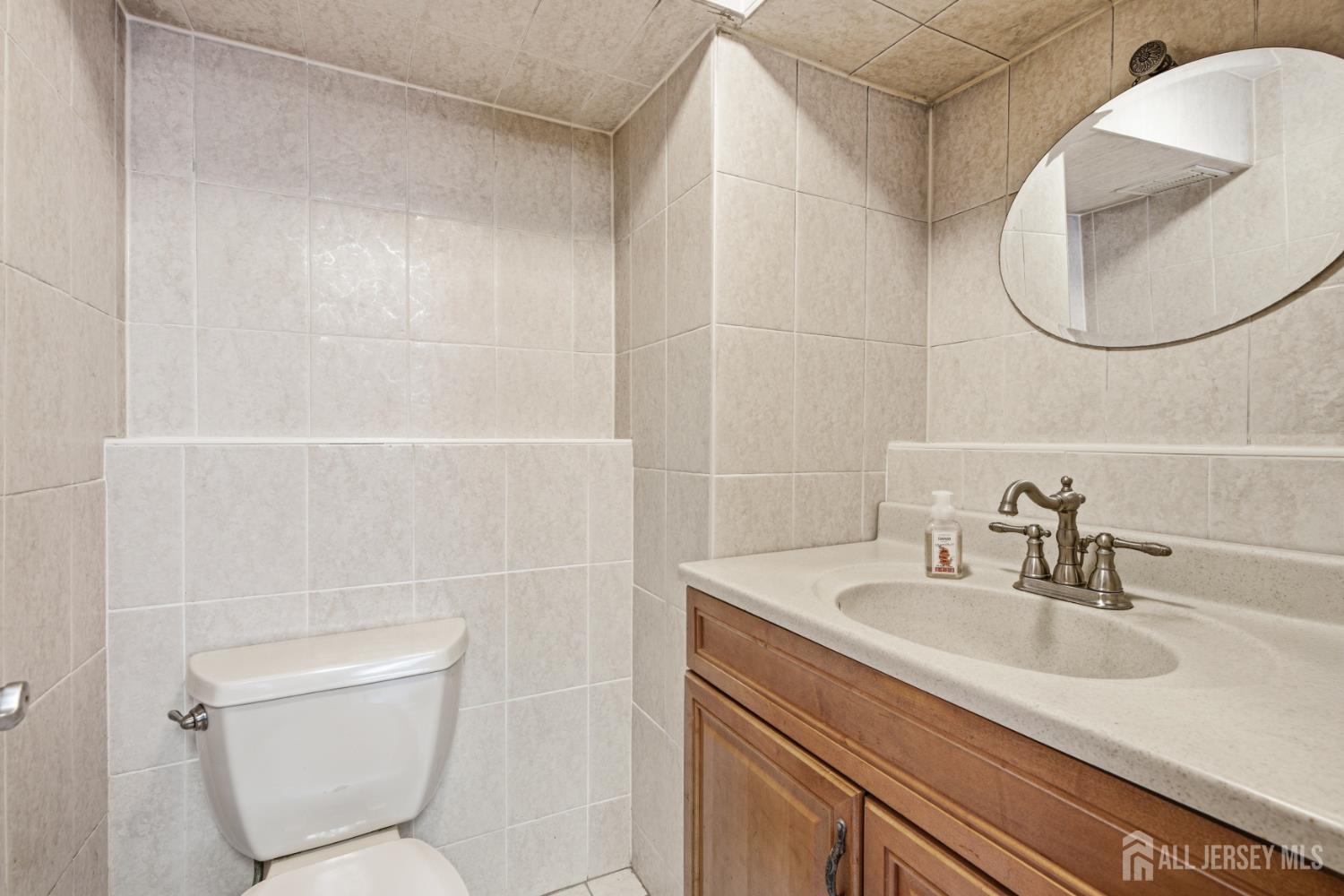 2 Carter Place Sayreville NJ 08859