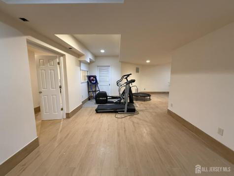 28 Renk Farm Drive South Brunswick NJ 08852