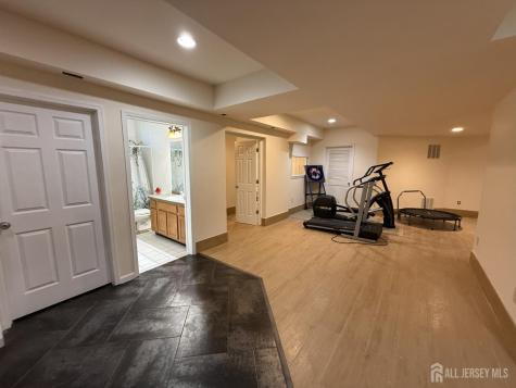 28 Renk Farm Drive South Brunswick NJ 08852