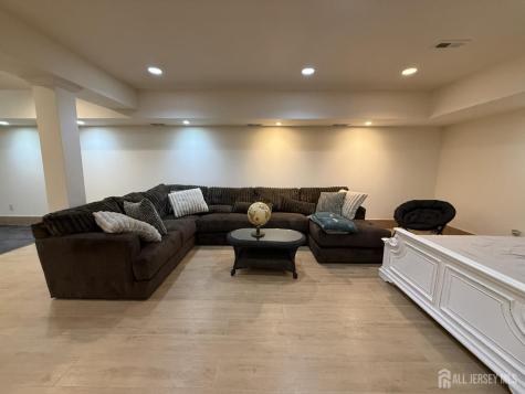 28 Renk Farm Drive South Brunswick NJ 08852