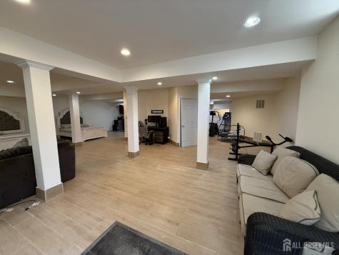 28 Renk Farm Drive South Brunswick NJ 08852