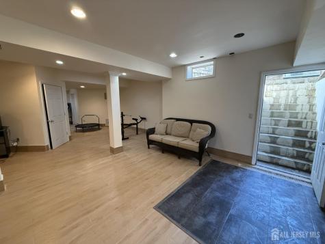 28 Renk Farm Drive South Brunswick NJ 08852