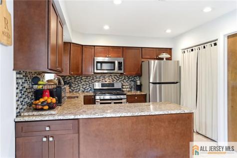 56 Jefferson Drive Spotswood NJ 08884