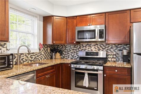 56 Jefferson Drive Spotswood NJ 08884