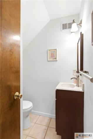 56 Jefferson Drive Spotswood NJ 08884