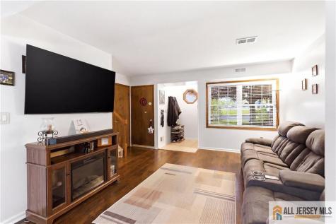 56 Jefferson Drive Spotswood NJ 08884
