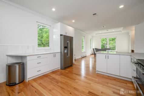 74 Woosamonsa Road Pennington NJ 08534