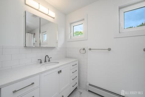 74 Woosamonsa Road Pennington NJ 08534