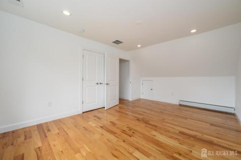 74 Woosamonsa Road Pennington NJ 08534