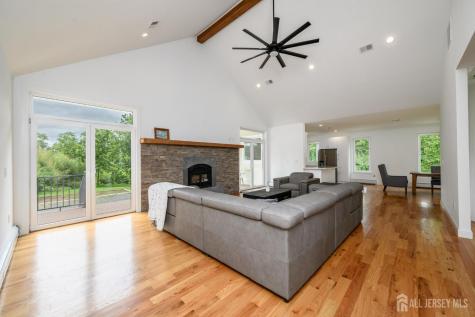 74 Woosamonsa Road Pennington NJ 08534