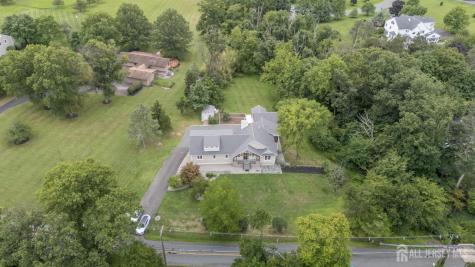 74 Woosamonsa Road Pennington NJ 08534