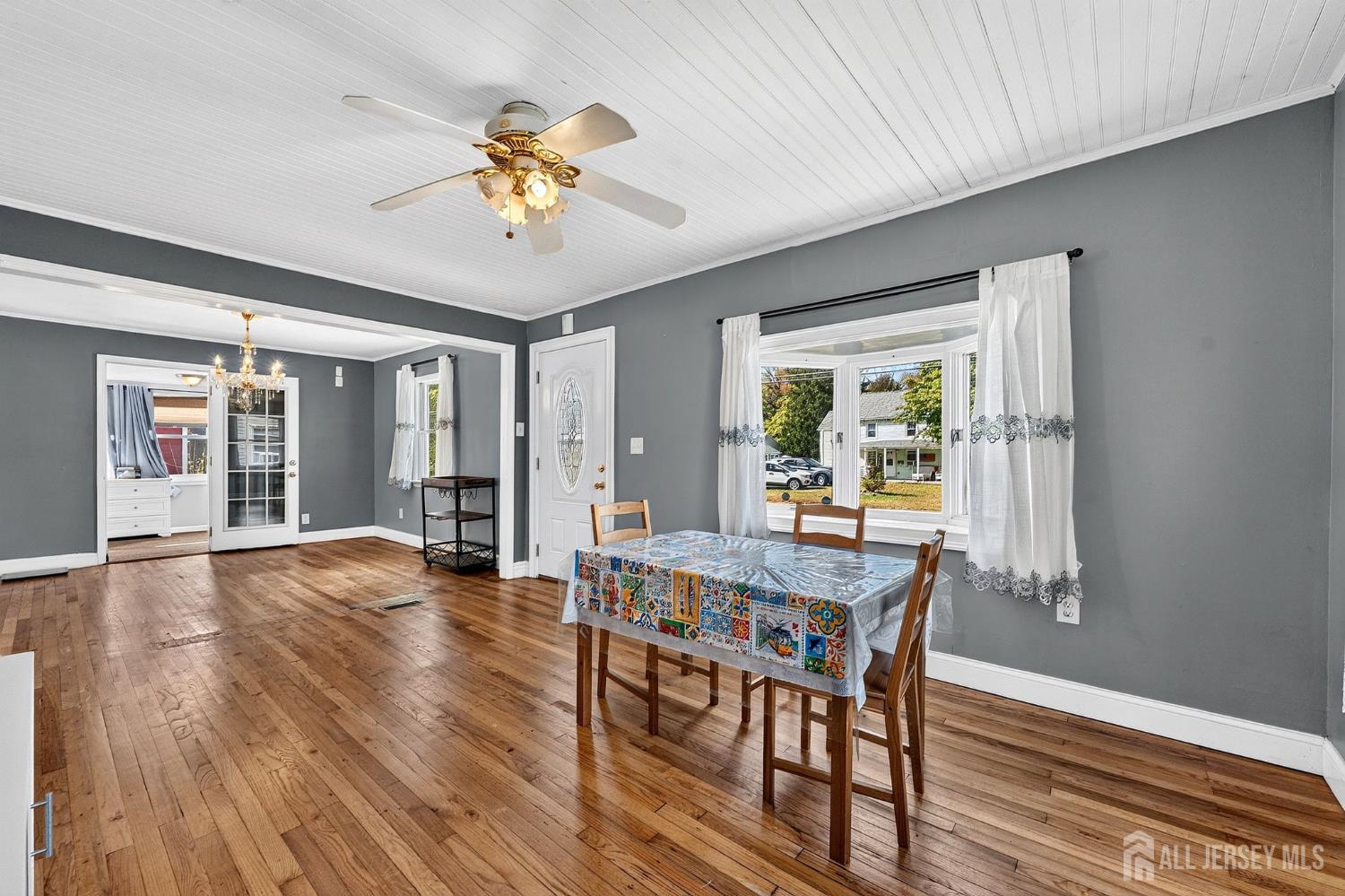 297 Manalapan Road Spotswood NJ 08884
