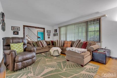 522 Oakview Drive Toms River NJ 08753