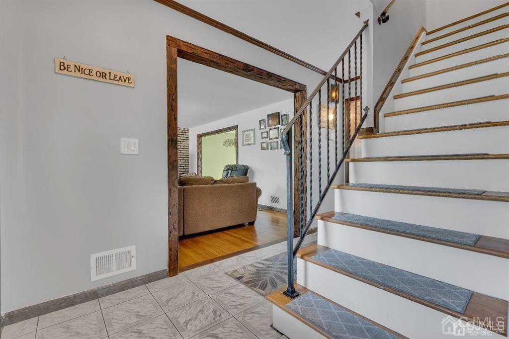 522 Oakview Drive Toms River NJ 08753