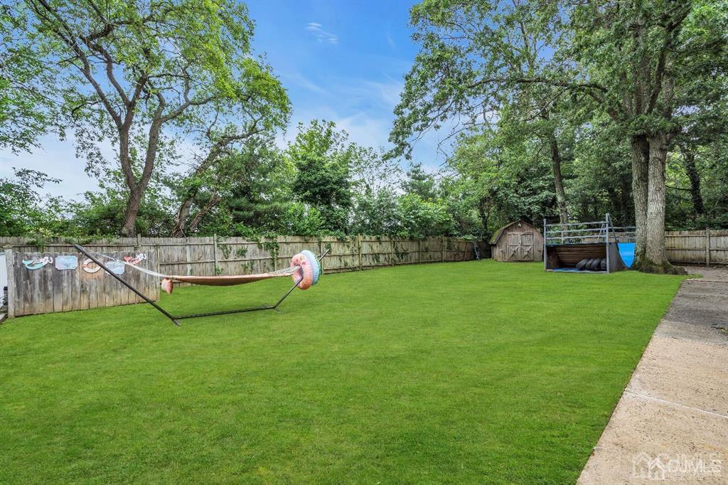 522 Oakview Drive Toms River NJ 08753