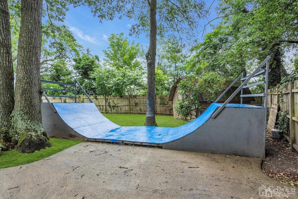 522 Oakview Drive Toms River NJ 08753
